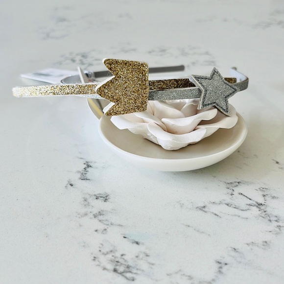 Gymboree set of two girl’s headbands - Picture 2 of 8